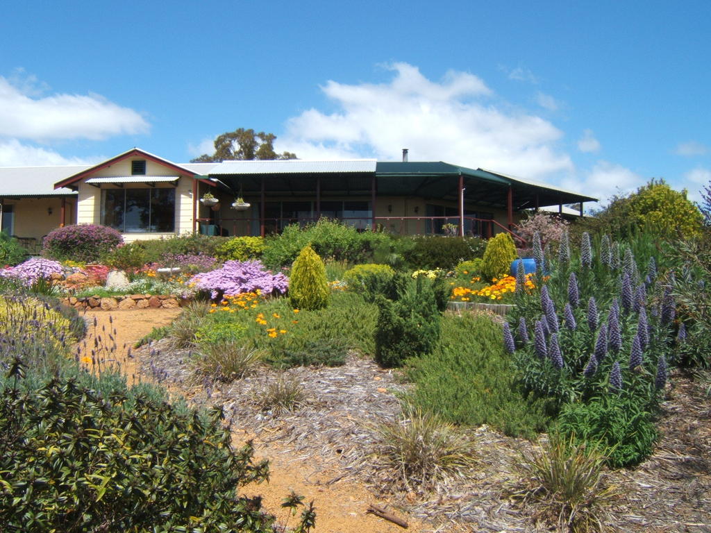 Shambhala Guesthouse Kangaroo Gully Buitenkant foto